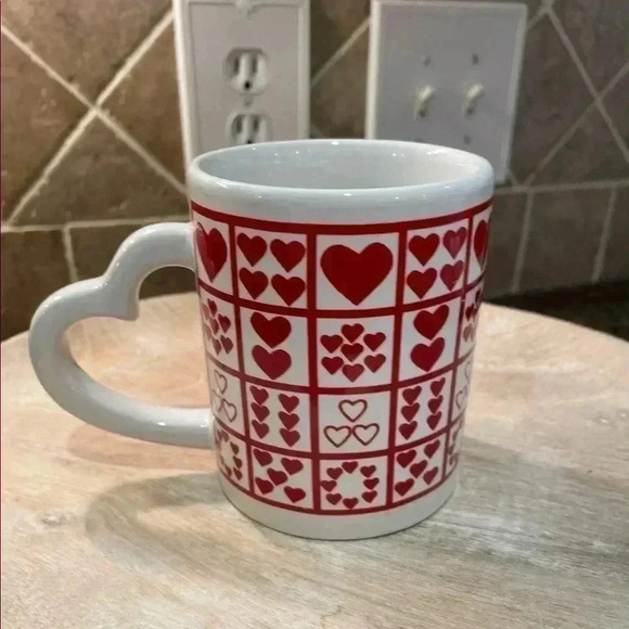 Heart Mug, Coffee, Tea, Valentines, Sweetheart, Anniversary, Heart Handle - Picture 1 of 6